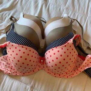 Victoria’s Secret 5 pack of bras - 36C